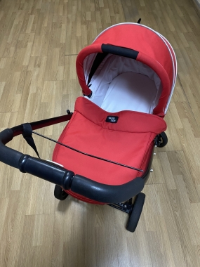 Коляска-люлька Valco Baby Snap (0-8м)