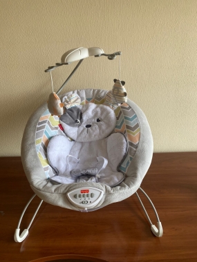 Кресло-шезлонг Mattel Fisher-Price Плюшевый Щенок Делюкс (0-12М)