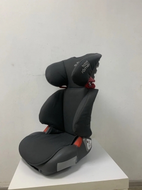 Автокресло Britax Römer Adventure (3-12л)